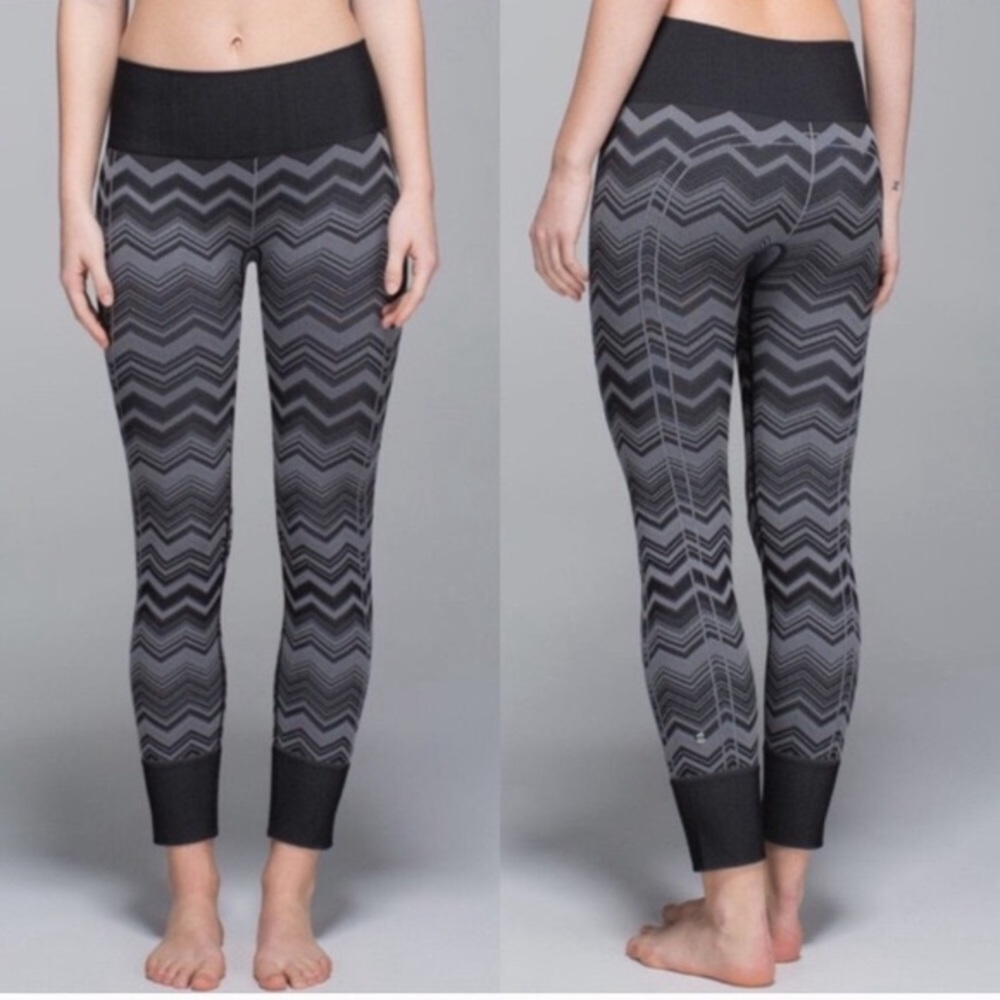 Lululemon Ebb to Street pants - rare print!